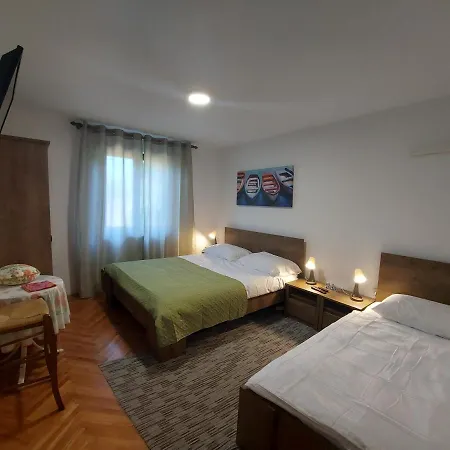 Bella Vista * Malinska