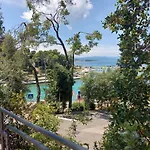 Bella Vista